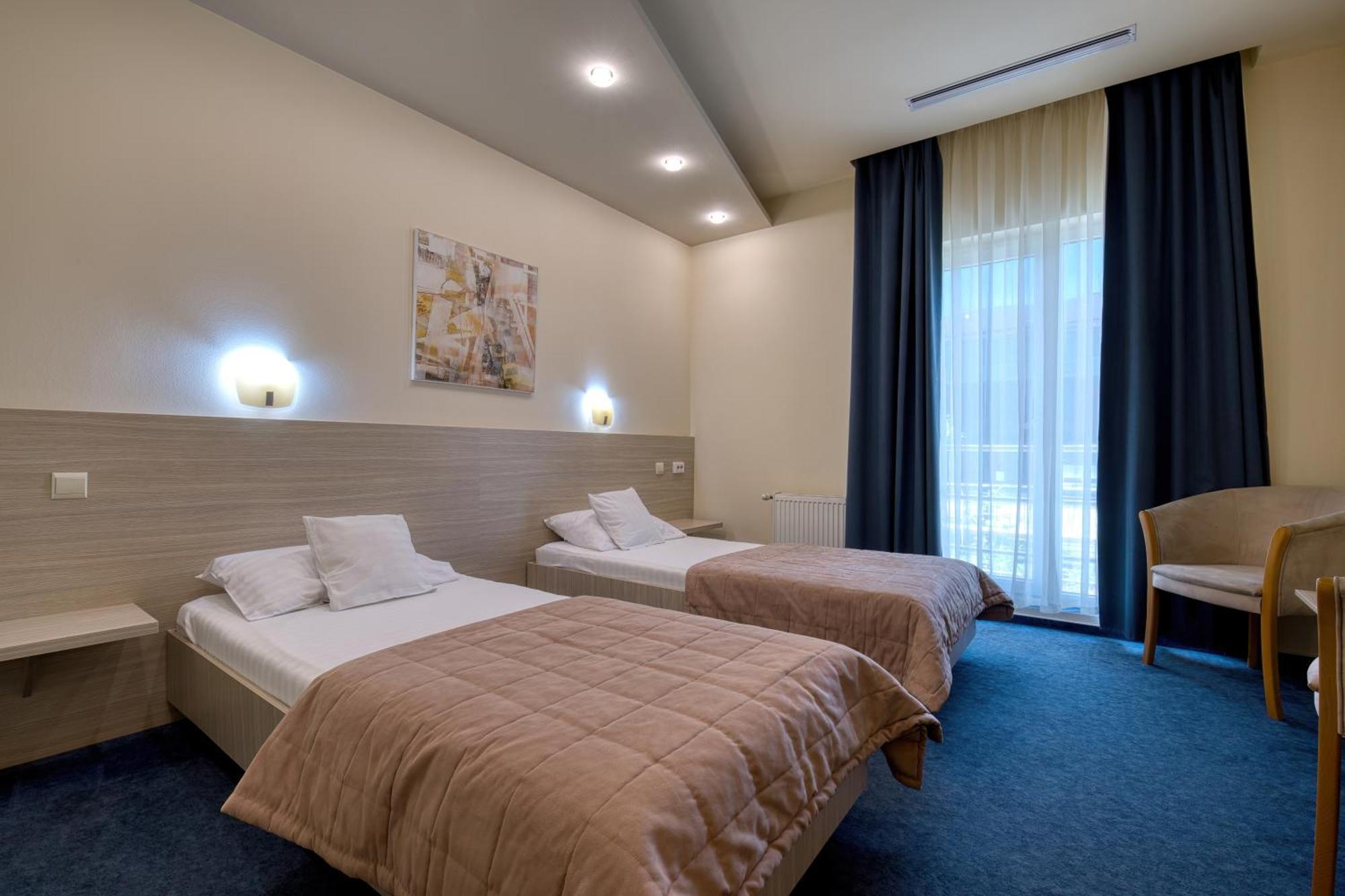 Hotel Torontal 蒂米什瓦拉 外观 照片