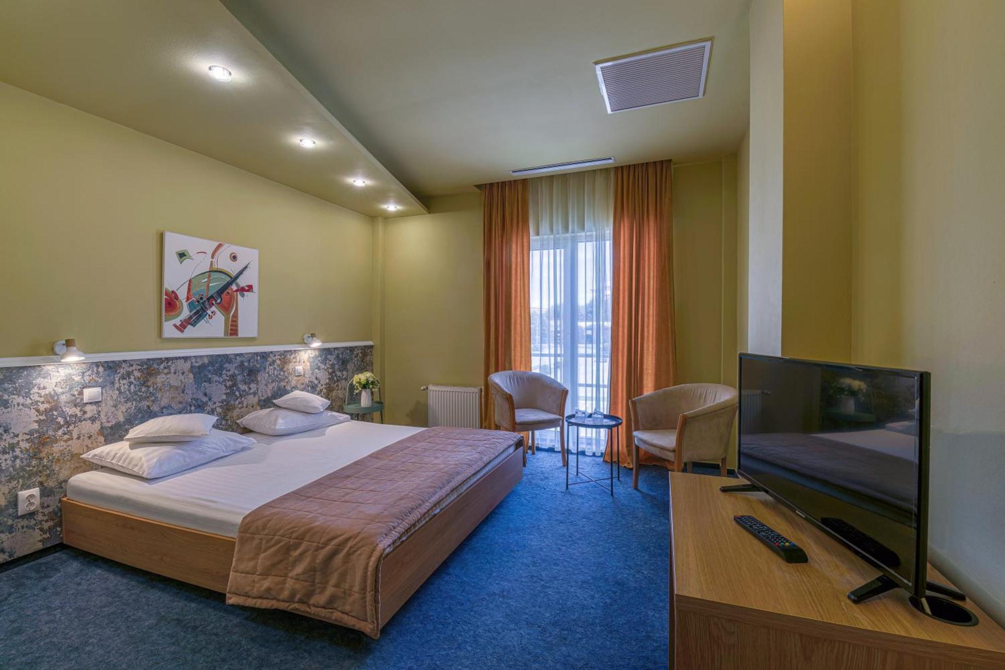 Hotel Torontal 蒂米什瓦拉 外观 照片