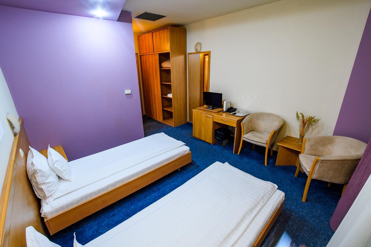 Hotel Torontal 蒂米什瓦拉 外观 照片
