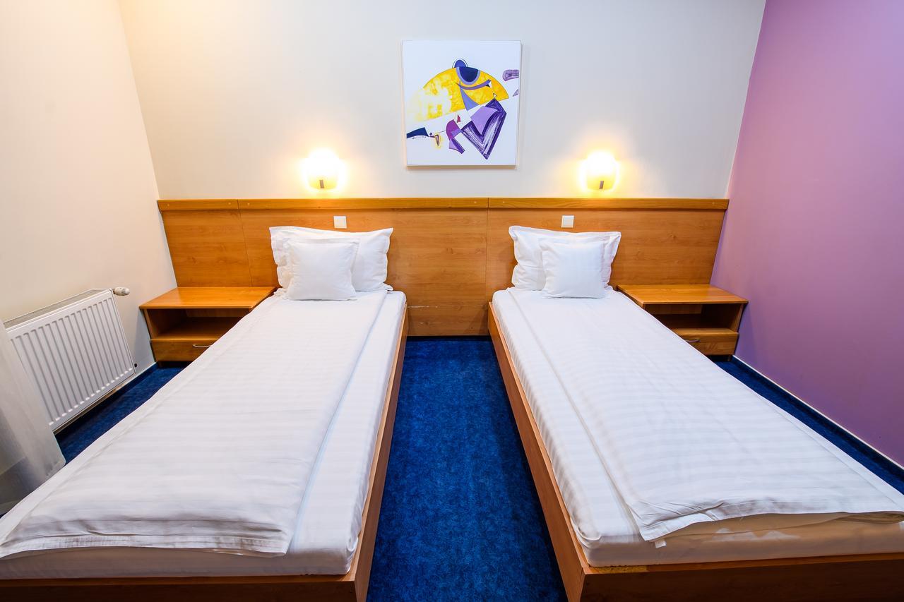 Hotel Torontal 蒂米什瓦拉 外观 照片